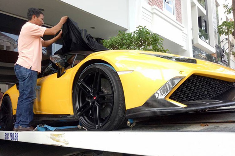 Lamborghini &quot;hang khung&quot; cua Cuong Do La ra Da Nang-Hinh-6